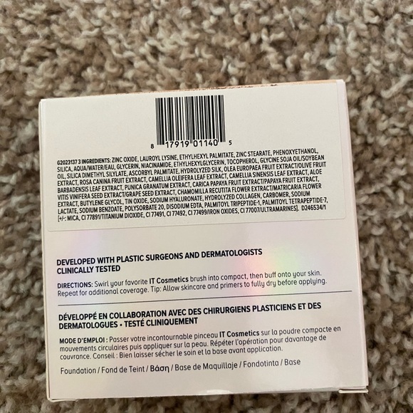 IT Cosmetics Celebration Foundation Illumination -Radiant Finish.Light.New/Box - Picture 3 of 8